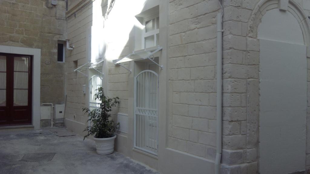 Apartamento Casa Anna Lecce Exterior foto